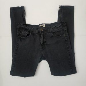 KDNK Men’s Destroyed at the knees,‎ Ankle Zip Jeans